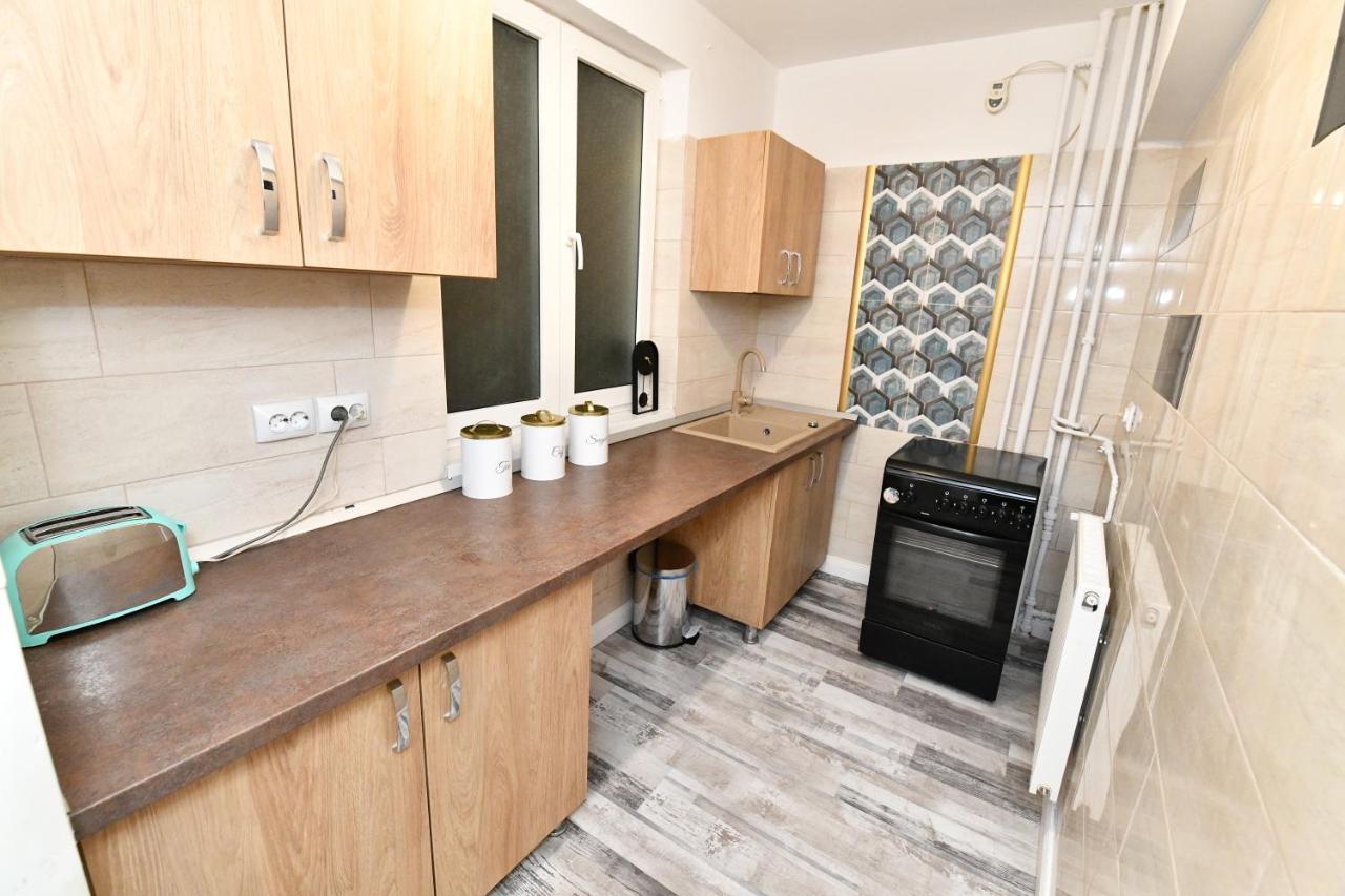 דירות בוקרשט Transilvania Apartament מראה חיצוני תמונה